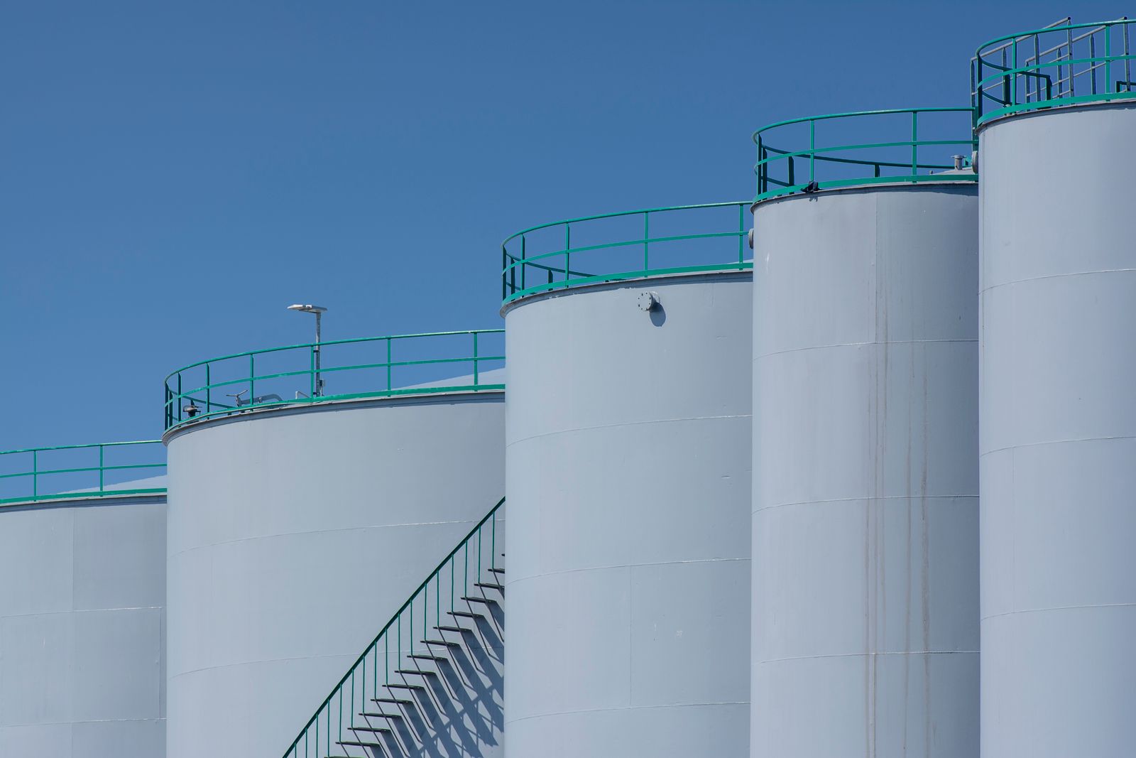 Цифровизация нефтебаз